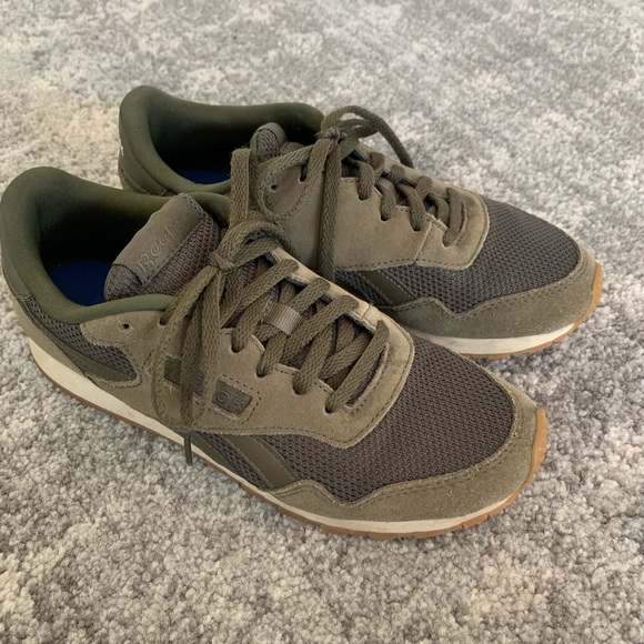 reebok olive green sneakers